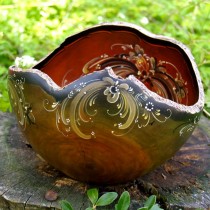 Bark edge bowl decorated with rosemaling in the Turid original style